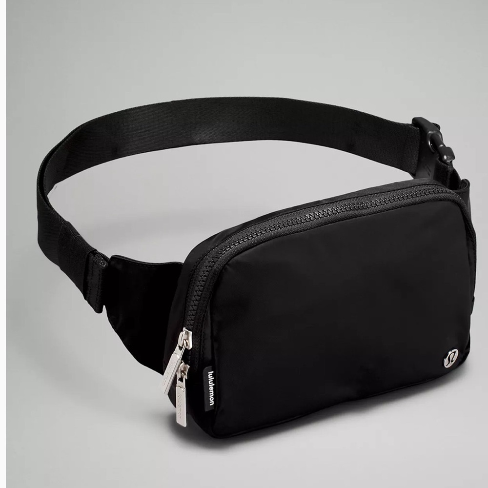 Lululemon Everywhere Belt Bag Large 2L - Picture 2 of 5